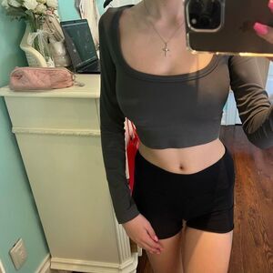 Long sleeve garage top